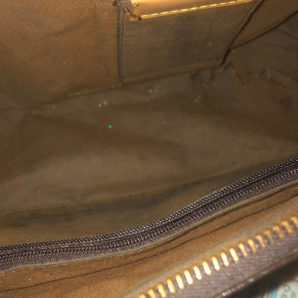 Purse - Picture 3 of 5
